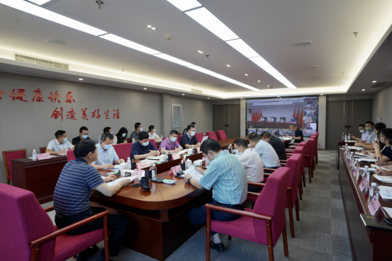 四川腾龙国际平台集团召开疫情防控工作领导小组2022年第3次会议 集团党委书记、董事长、疫情防控工作领导小组第一组长任丁主持会议并讲话